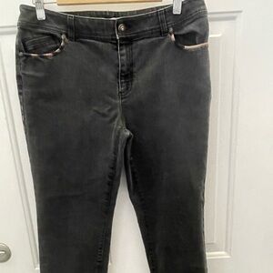 Chico’s Womens Black Straight Size 1 Distressed Animal Print Pocket Stretch Jean